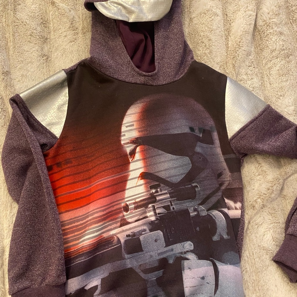 Girls Star Wars sweatshirt size 11/12 - EUC
